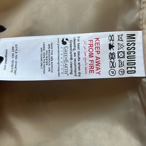 Missguided fur vest - Picture 4 of 5